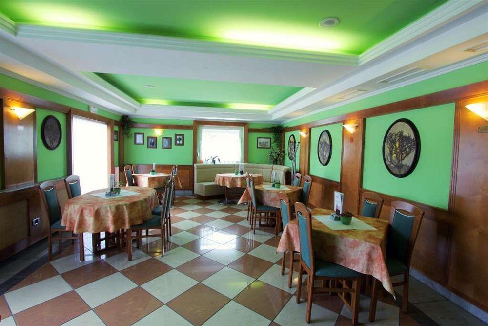 Grandvid Hotel Skofljica Restaurant photo